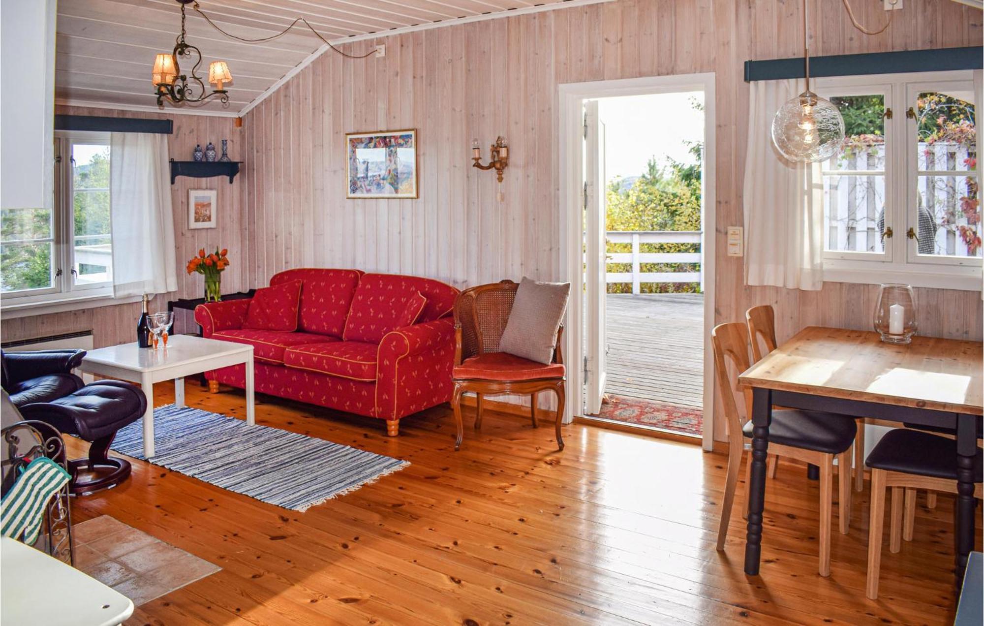 Beautiful Home In Aros With Kitchen Fagerstrand Eksteriør bilde